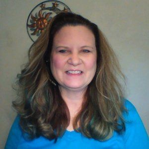 Meet your Posher, Deborah